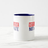 Liebe nicht hassen zweifarbige tasse (Mittel)