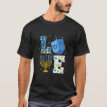 Liebe Niedliche Hanukka Dekorationen Dreidel Menor T-Shirt<br><div class="desc">Liebe Niedliche Hanukkah Dekorationen Dreidel Menorah Chanukah</div>