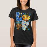 LIEBE Niedliche Hanukka Dekorationen Dreidel Menor T-Shirt<br><div class="desc">LIEBE Niedliche Hanukkah Dekorationen Dreidel Menorah Chanukah</div>