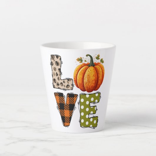 LIEBE - Niedliche Pumpkin & Polka Dot Letters Milchtasse (Vorderseite)