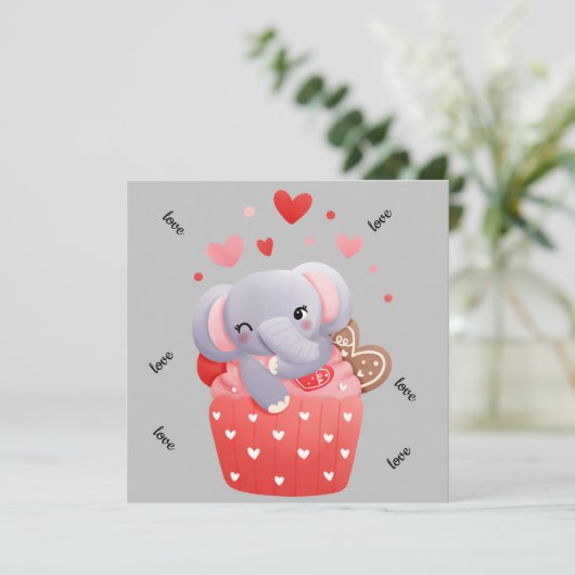 Liebe niedlicher Valentinelefant Feiertagskarte (Stehend Vorderseite)