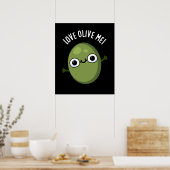Liebe Olive Me Funny Food Puff Dark BG Poster (Küche)
