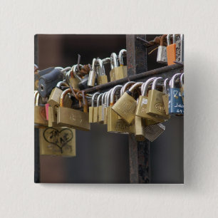 Liebe Padlocks, Prag Button