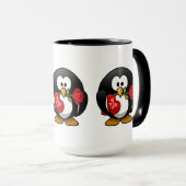 Liebe Pinguin mit Valentingeschenken Tasse (VorderseiteRechts)