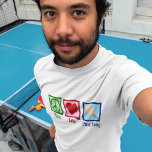 Liebe Pong T-Shirt<br><div class="desc">Ein cooler Tischtennisspieler Weihnachtsgeschenk. Ein niedliches Tischtennis-Geschenk mit einem grünen Schild,  einem roten Herz und einem Tischtennisschläger.</div>