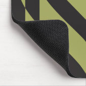 Liebe Sage Green auf Schwarz Mousepad (Ecke)