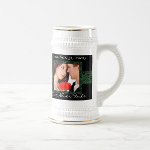 Liebe scheitert nie Foto Hochzeit Stein Bierglas