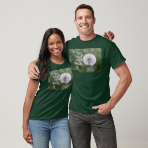 Liebe scheitert nie Löwenzahn 1 Korinther 13 T-Shirt