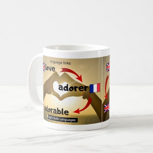 Liebe schmückt kaffeetasse (Vorderseite Links)