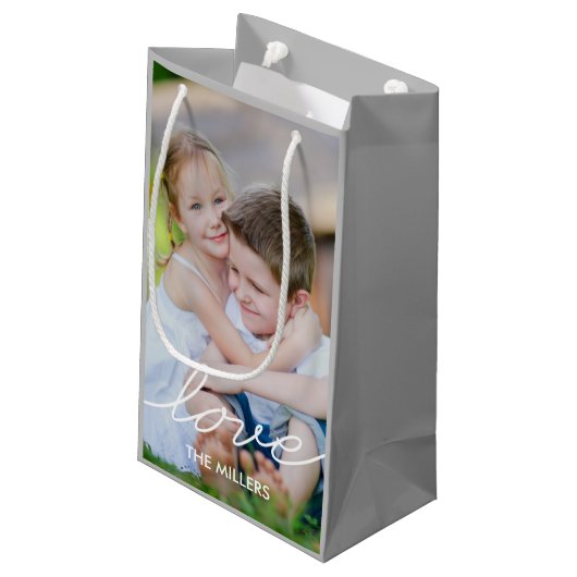 LIEBE Schreiben von benutzerdefinierten Geschenkta Kleine Geschenktüte (Rückseite Schrägansicht)