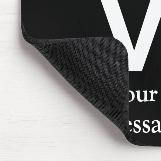 LIEBE, Schwarzweiss mit rotem skizziertem Herzen Mousepad (Ecke)