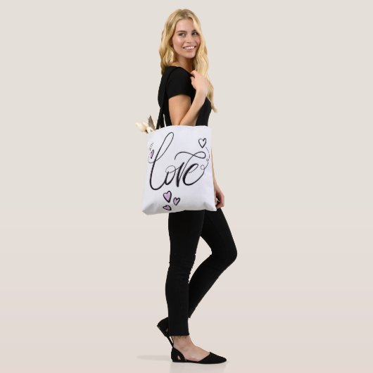 Liebe Serenity Schrift | Chic Mindfulness Grafik Tasche (Am Model)