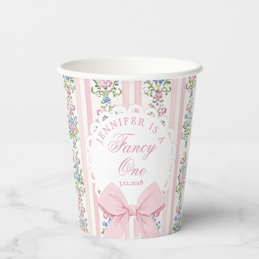 Liebe Shack Extravagant One Coquette Bow 1. Geburt Pappbecher (Rückseite)