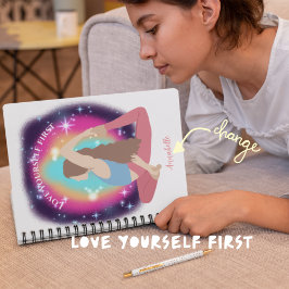 Liebe Sie selbst Erste Frau Yoga Pose Monogramm Notizblock