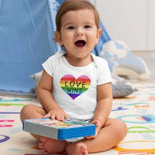 Liebe Siegt Regenbogen Herz Baby Weiß Strampler