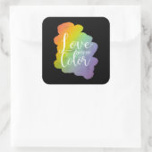 Liebe sieht keinen Farbquotenknopf Rainbow Black Quadratischer Aufkleber (Tasche)