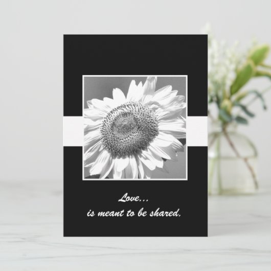 Liebe soll geteilt werden einladung (Stehend Vorderseite)