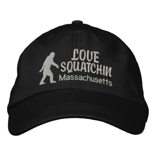 Liebe Squatchin Bestickte Baseballkappe (Vorderseite)