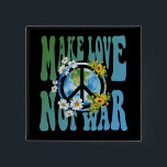 Liebe statt Krieg Retro Hippie Floral Peace Sign Button<br><div class="desc">Make Love Not War Retro Hippie Floral Peace Sign Buttons Pins feature the text "Make love not war" in modern typography accented with sunflowers and daisies surrounding a world inside a peace sign. Designed by Evco Studio www.zazzle.com/store/evcostudio</div>