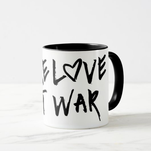 Liebe statt Krieg Tasse (VorderseiteRechts)