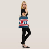 Liebe Tasche (Am Model)