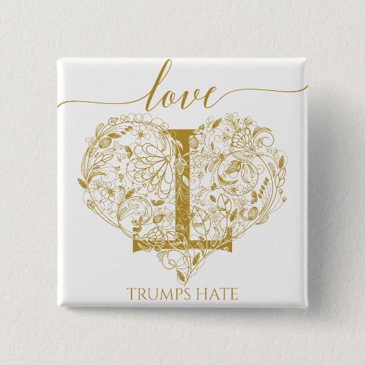 Liebe-Trumpf-Hass-Button - Blumenherz und Button (Vorderseite)