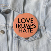 LIEBE TRUMPS Große Tasten HABEN Button (Beispiel)