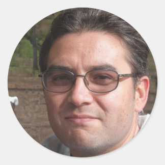 Liebe überall verbreiten runder aufkleber