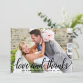 Liebe und Dank an die moderne Hochzeit Mr. und Mrs Dankeskarte (Stehend Vorderseite)