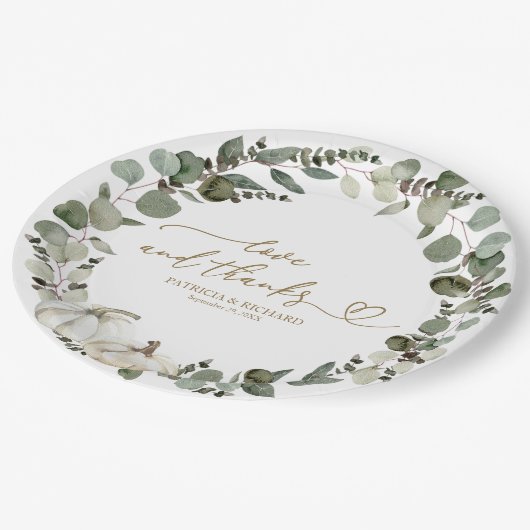 Liebe und Dank Greenery Pumpkin Wedding Pappteller (Schrägansicht)