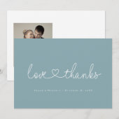 Liebe und Dank Minimal Script Herz Foto blau Dankeskarte (Vorne/Hinten)
