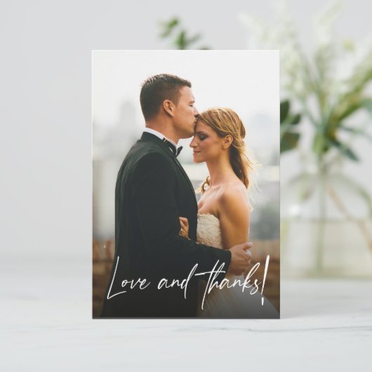 Liebe und Dankskript Hochzeit Foto Dankeskarte (Stehend Vorderseite)