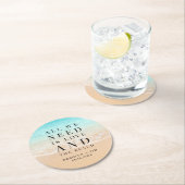 Liebe und die Hochzeit am Strand  Runder Pappuntersetzer (Vor Ort)