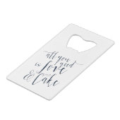 Liebe und Kuchentypografie Geldbeutel Flaschenöffner (Vorderseite Schrägansicht)