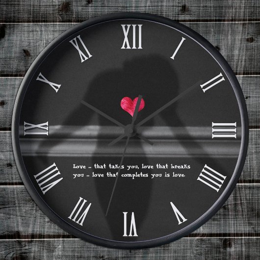 Liebe und Silhouette mit Blume Peony Runde Wanduhr