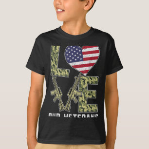 Liebe Unser Veteranentag ist stolz auf die Militär T-Shirt