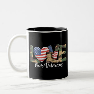 Liebe unseren Veteranen Tag Stolz Militär Amerikan Zweifarbige Tasse