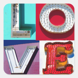 Liebe Valentinstag in Vintagen Schildbriefen Quadratischer Aufkleber