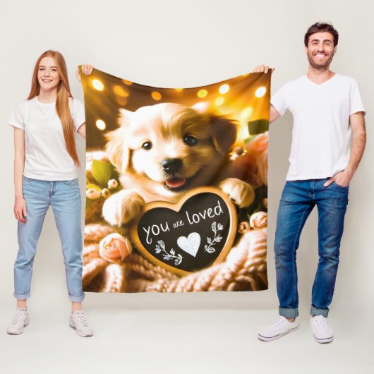 Liebe verbreiten: Goldener Retriever mit "You Are  Fleecedecke (Beispiel)