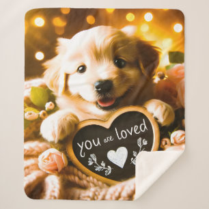 Liebe verbreiten: Goldener Retriever mit "You Are Sherpadecke