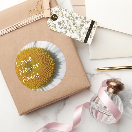 Liebe Versage nie Daisy 1 Korinther 13 Runder Aufkleber (Schenken)