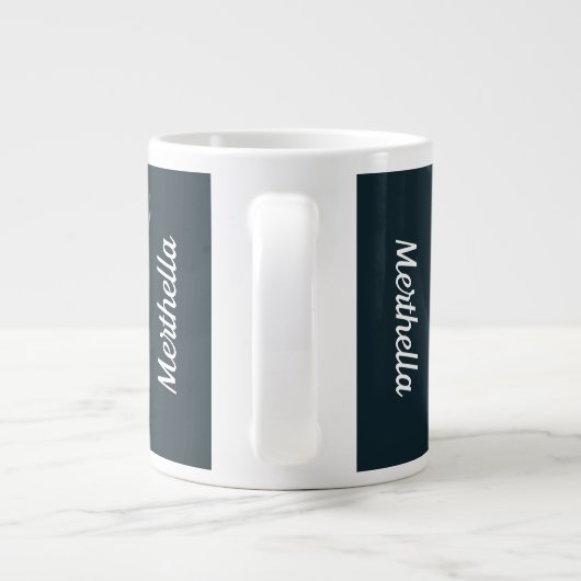 LIEBE VERSAGE NIEMALS Christliche Personalisierte Jumbo-Tasse (Rückseite)