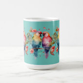 Liebe Vögel auf dem Zweig umgeben von Herzen. Kaffeetasse (Mittel)
