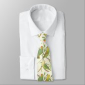 Liebe Vögel und Parakeets im Sahnehintergrund Krawatte (Gebunden)