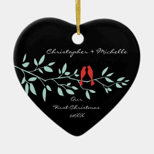 Liebe-Vögel unsere erste Weihnachtsverzierung Keramikornament (Vorne)