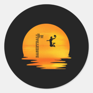 Liebe von Basketball. Funny Geschenk für Gamer. Runder Aufkleber