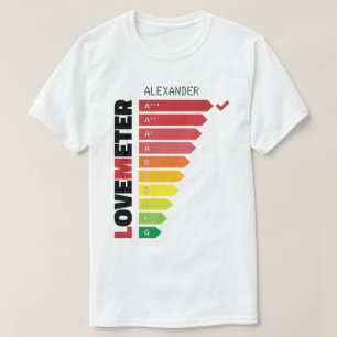 Liebe von einem bis zu einem roten schwarzen Namen T-Shirt