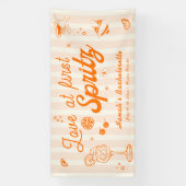 Liebe von First Spritz Bachelorette Willkommen Banner (Vertikal)