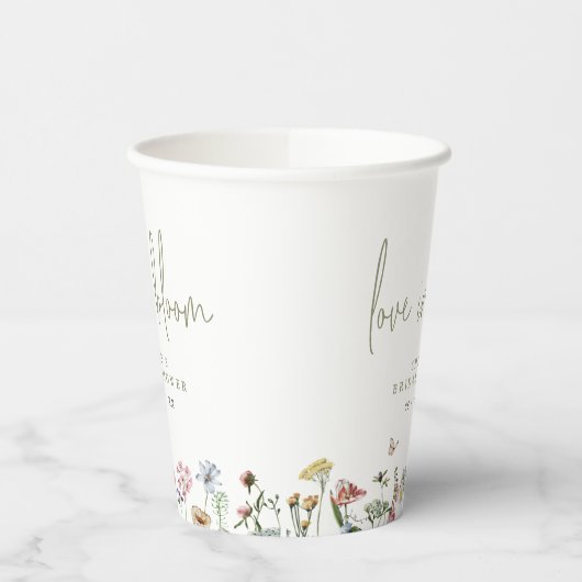 Liebe von Wildblumen im blühenden Brautparty Pappbecher (Links)