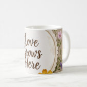 Liebe wächst Boho, Wildblumen, Weizen, Schmetterli Kaffeetasse (VorderseiteRechts)